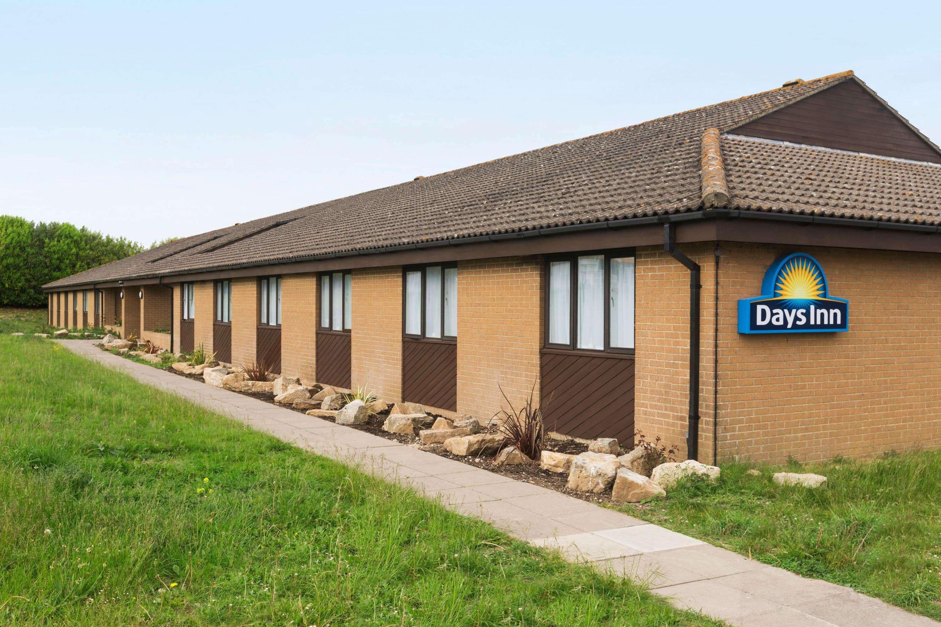 Days Inn Sutton Scotney South Экстерьер фото