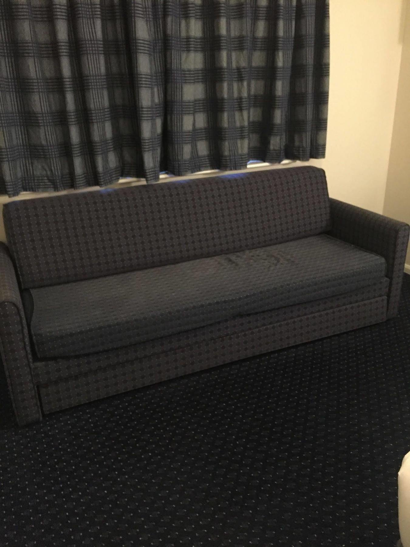 Days Inn Sutton Scotney South Экстерьер фото